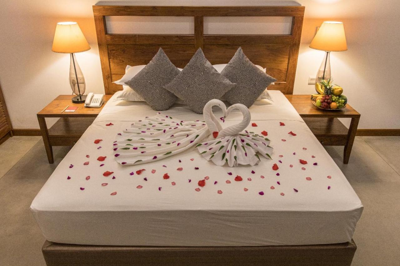 Manthila Hotel 阿努拉德普勒 外观 照片