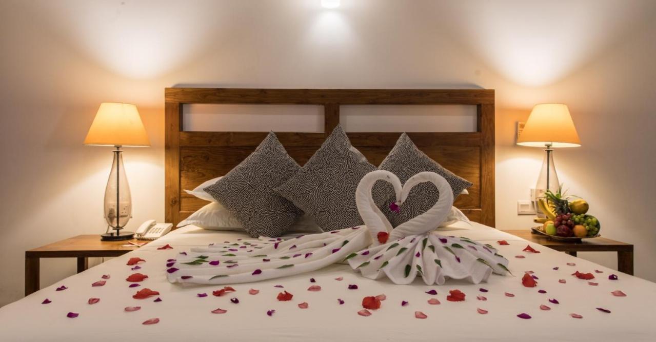 Manthila Hotel 阿努拉德普勒 外观 照片